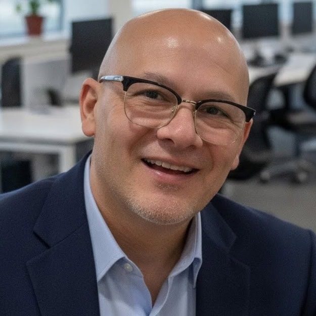 Luis Ruvalcaba 300 X 300